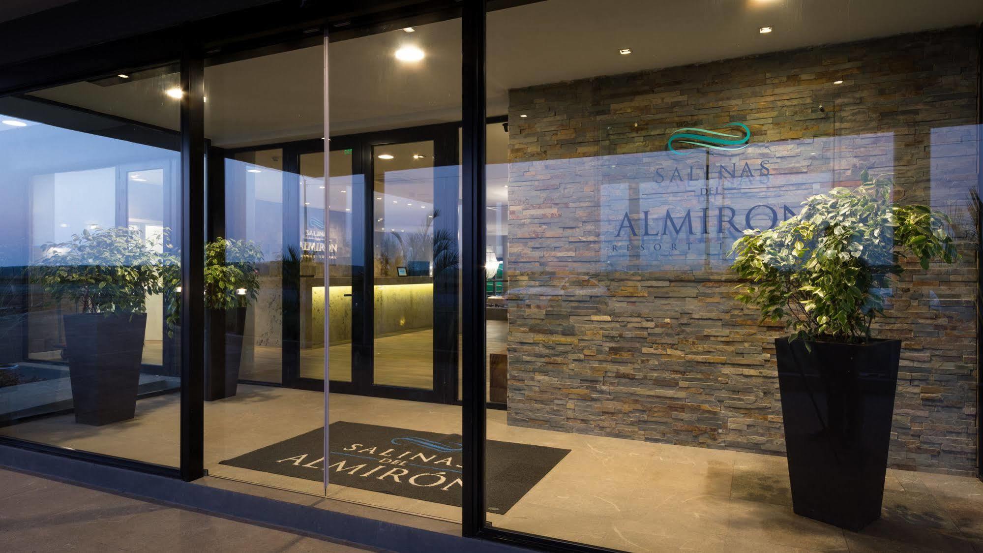 Salinas Del Almiron Resort Termal Termas de Almiron Exterior photo